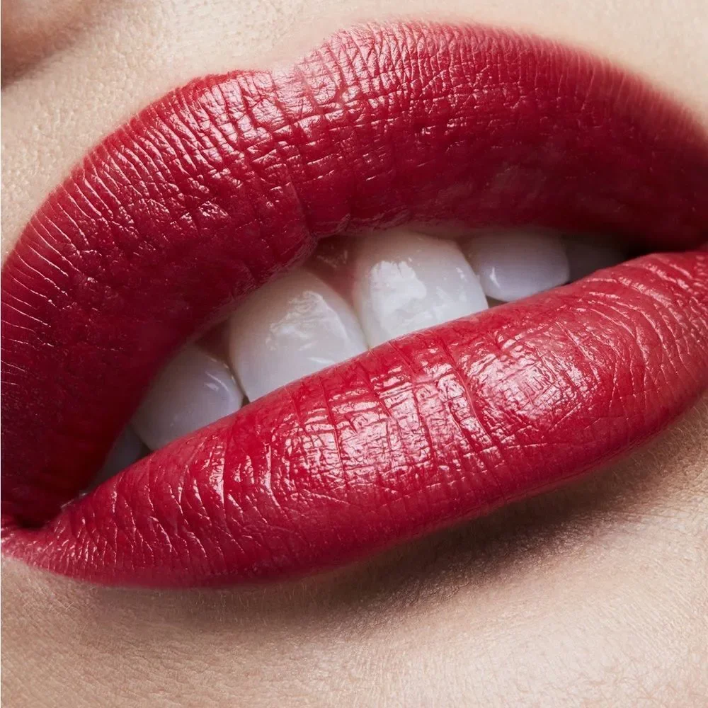MAC Lady Bug Lustreglass Lipstick Classic Tomato Red NWT FULL SIZE!